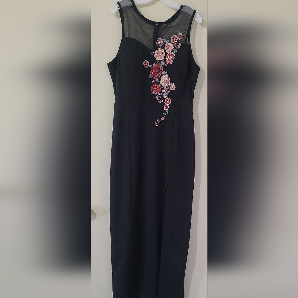 Beautiful women's formal Dress